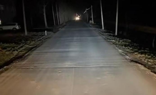 DƬ2.jpg