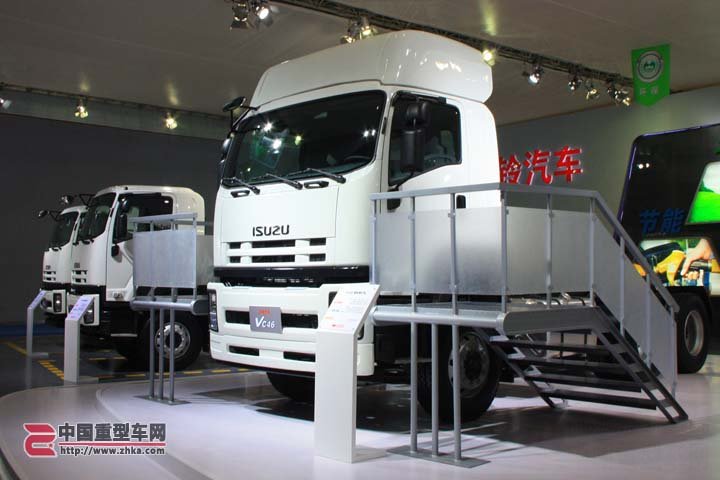 598-140R20UP0540.jpg
