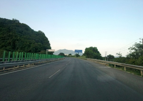 208169.jpg
