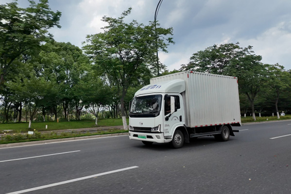 ܇֮ѾW(wng)賿4cҹ̣˾C(j)xVI(lng)Դ1040.jpg