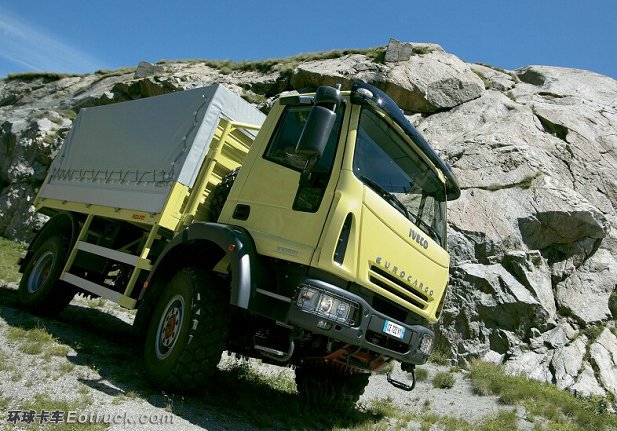 3-140FQ35Z1I9.jpg