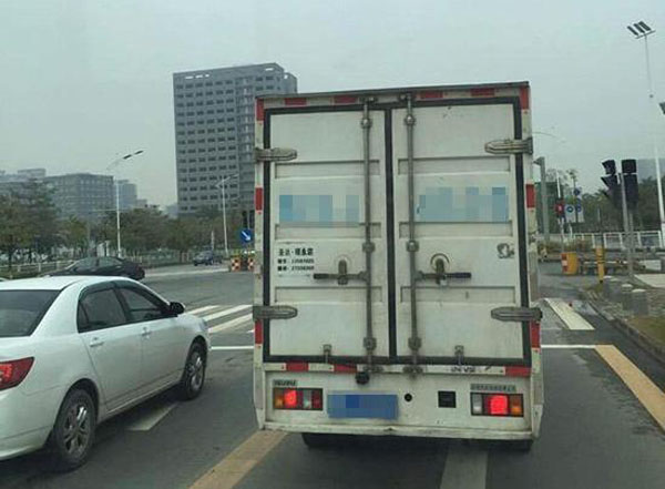 255998.jpg!601.jpg