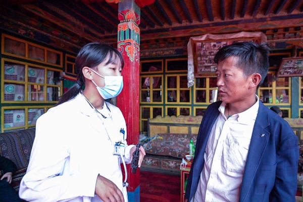 DƬ15.jpg