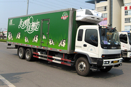 598-14061Z916410-L.jpg