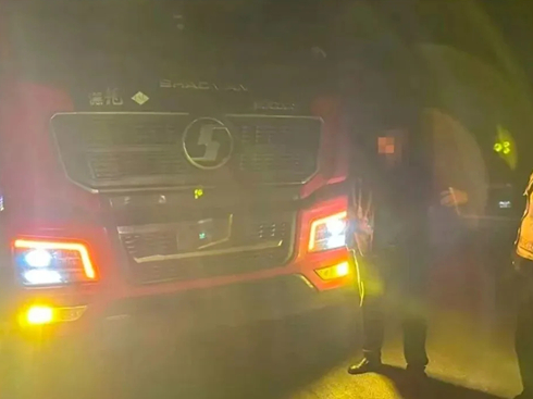 ɽ(yn)؛܇١dӏ(qing)ܿp؛܇ޡb