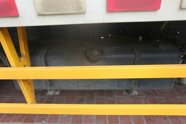 image033.jpg
