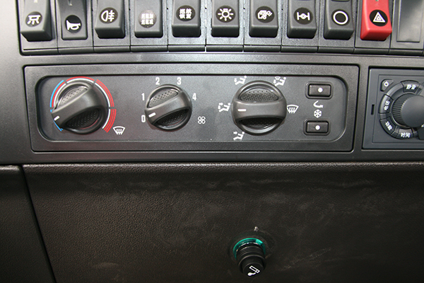 image037.jpg