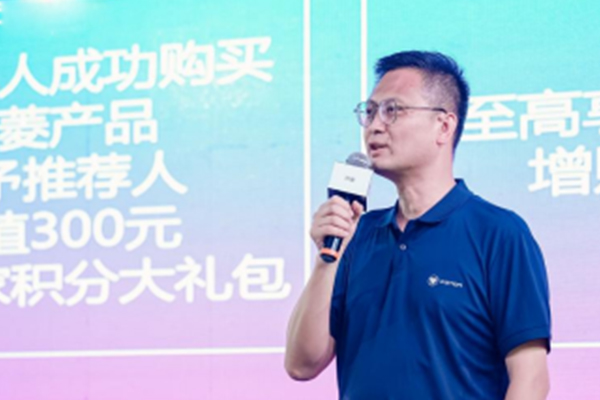 ܇֮ѾW(wng)ԭ(chung)“”ǣ5ޣÌ۹(ji)c(din)ȼT(chung)飨o½v05211184.jpg